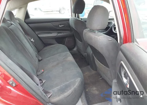 2015 Nissan Altima 2.5/2.5 S/2.5 Sl/2.5 Sv из США, поврежденный, VIN 1N4AL3AP7FC470242